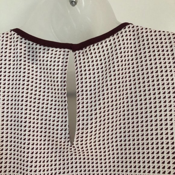 EUC! Ann Taylor Faux Wrap Sleeveless Top SP - Picture 8 of 9